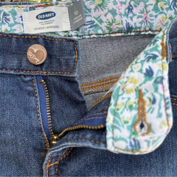 Old Navy Bundle 2 Pair of Girls Denim Bermuda Shorts | Size 10 Back to School - Picture 7 of 10